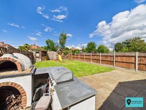 Garden - click for photo gallery